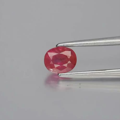 1.41 ct Natural Pink Sapphire Oval 6.5 x 5.6 x 4.1 mm – Winza, Tanzania