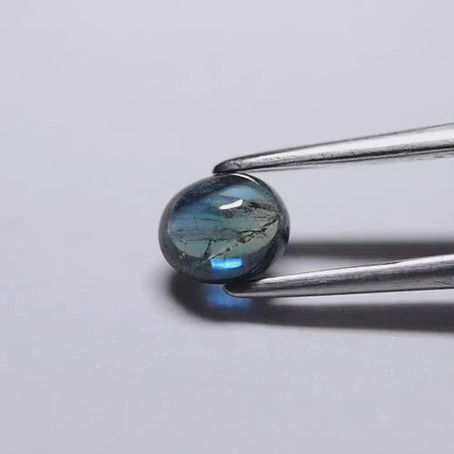 Natural Unheated Malagasy Sapphire – 0.86 Ct Oval Cabochon (Blue-Green)