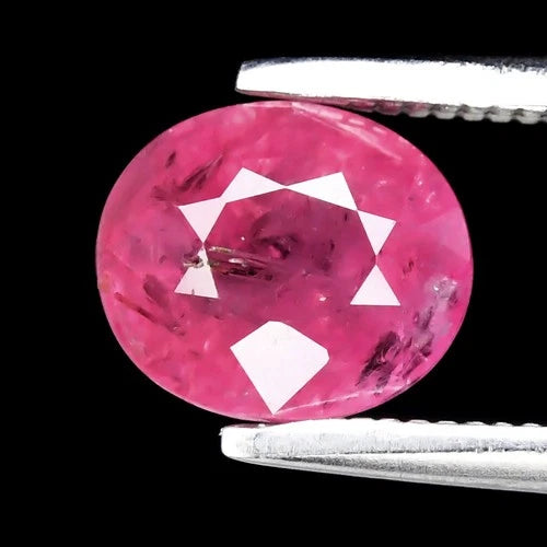 Natural Pink Sapphire - Oval Cut - 1.41 ct (6.5 x 5.6 x 4.1 mm)