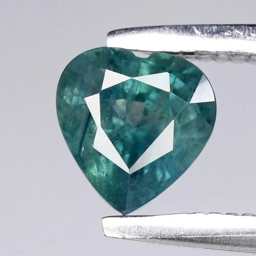 0.60 ct Natural Bluish Green Sapphire Heart 5.0 x 4.7 x 3.3 mm – Africa