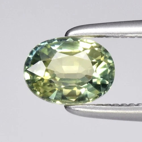 Natural Blue-Green Sapphire - Oval Cut - 0.71 ct (5.7 x 4.2 x 3.1 mm)